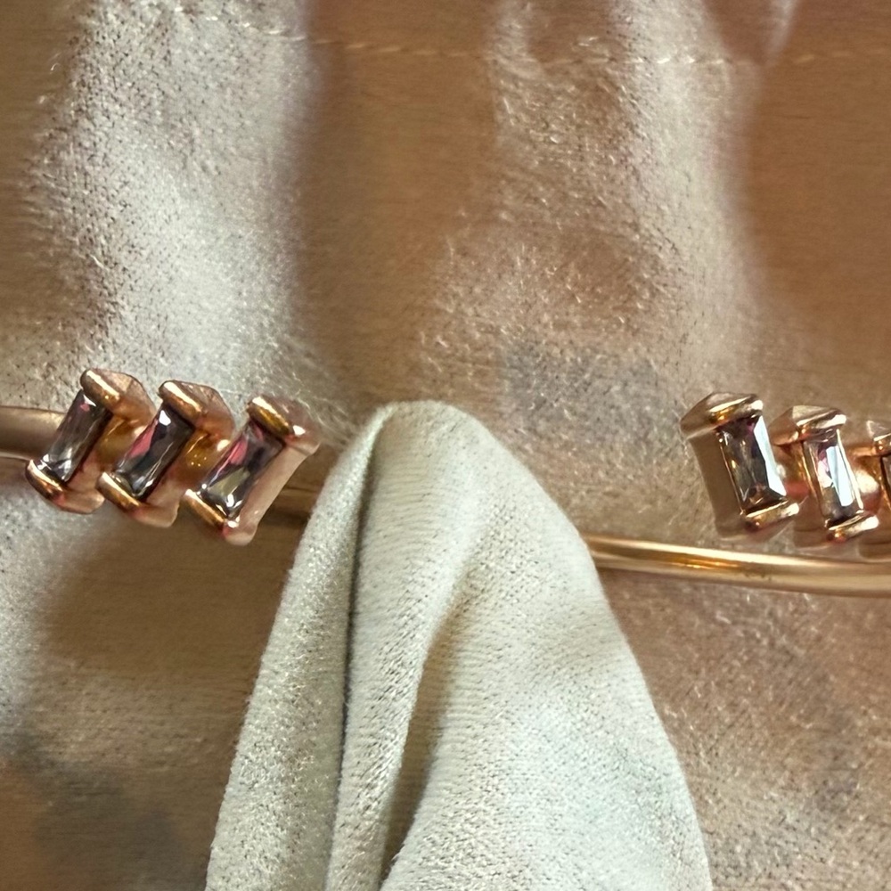NWOT Kendra Scott Rose Gold Cuff